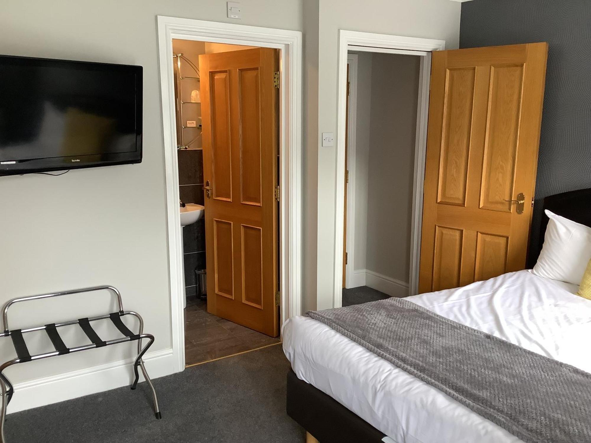 Jeffersons Hotel & Serviced Apartments (Adults Only) Barrow-in-Furness Pokój zdjęcie